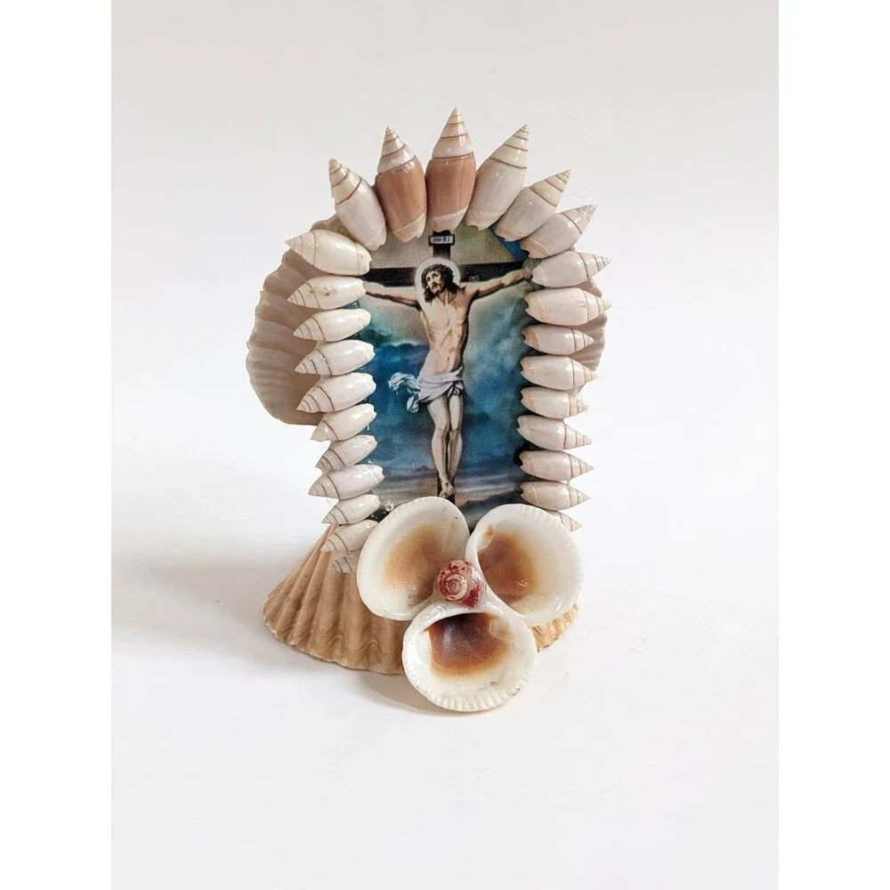 Shell Grotto‎ Crucifix Jesus Christ Seashell Religious Folk Art Coastal Decor